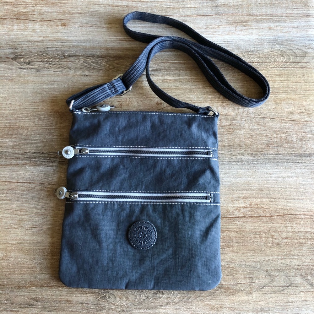 Kipling purse